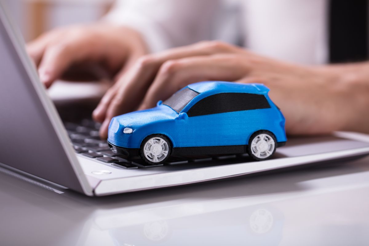 Come scegliere l’assicurazione auto online?